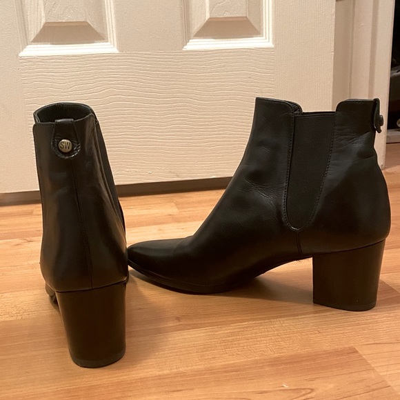 Stuart Weitzman Ankle Boots - Picture 7 of 8